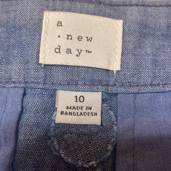 A New Day Denim Shorts Size 10 - Picture 3 of 3